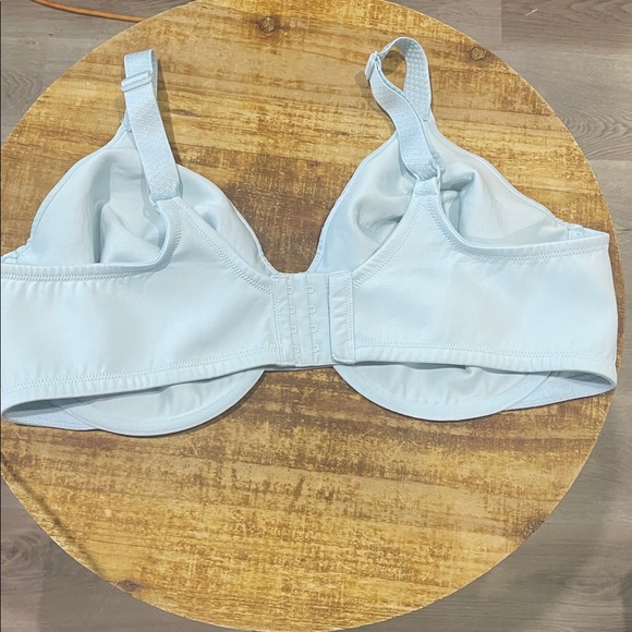 Vanity Fair Women's Bras - Bundle Soft Pink and Light Blue size 42DD - Picture 4 of 8